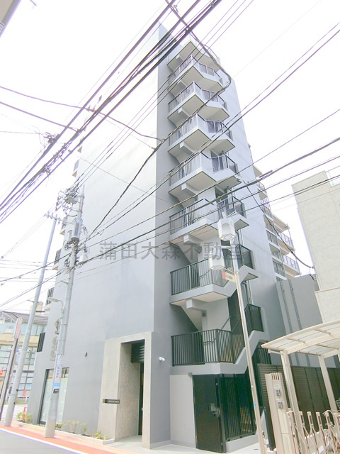 シーズンフラッツ大森北三丁目の外観