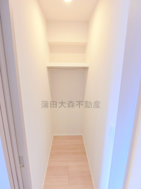 シーズンフラッツ大森北三丁目の収納|収納　ウォークインクローゼット