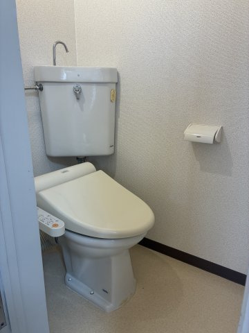 鶴甲コーポ34号館のトイレ