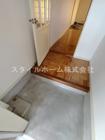 ライフタウン山口の玄関