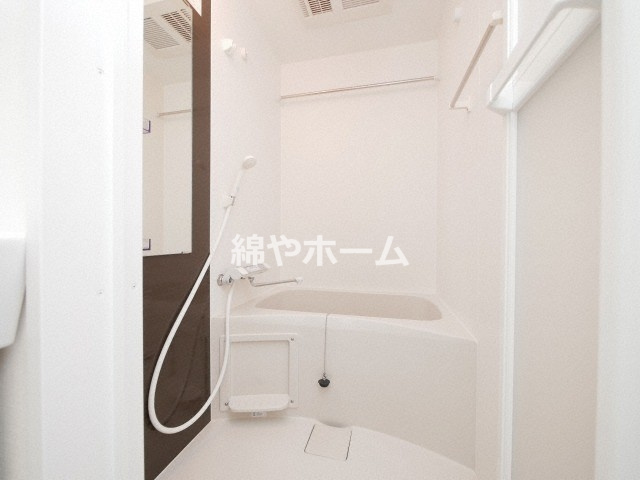 ラクラス阿倍野元町の浴室|落ち着いた空間のお風呂です