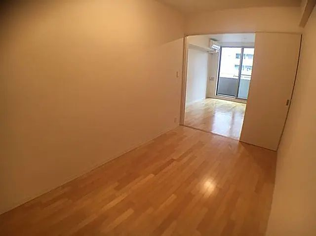 パークキューブ浅草田原町の寝室