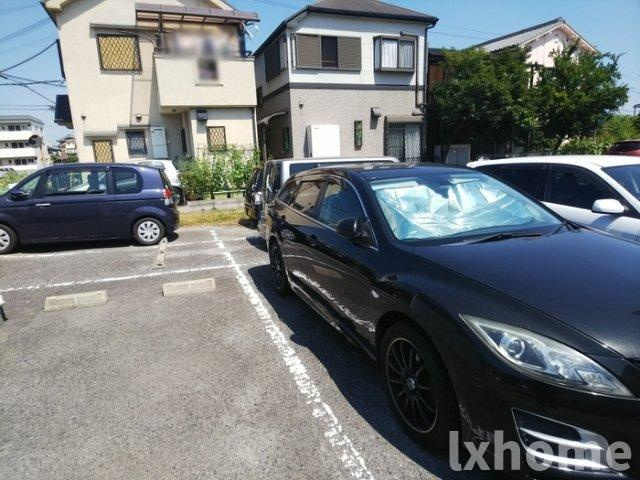 オークス玉瀬Ⅱの駐車場|駐車場完備です