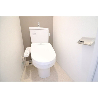 【トイレ】 | エスリード阿波座パークレジデンス | コンパクトで使いやすいトイレです