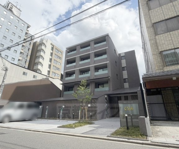 SILK HOUSEとなみ 3号館の外観
