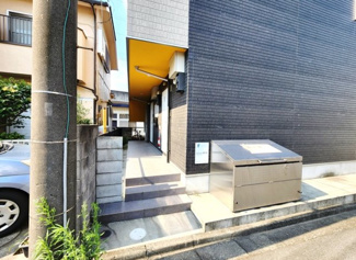 【エントランス】