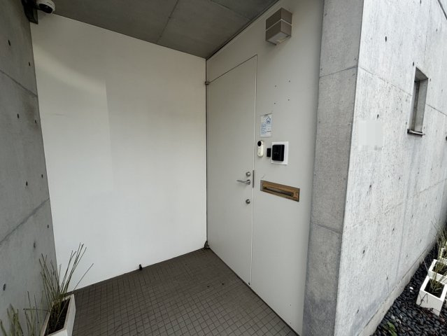 北区上中里１丁目中古戸建の玄関