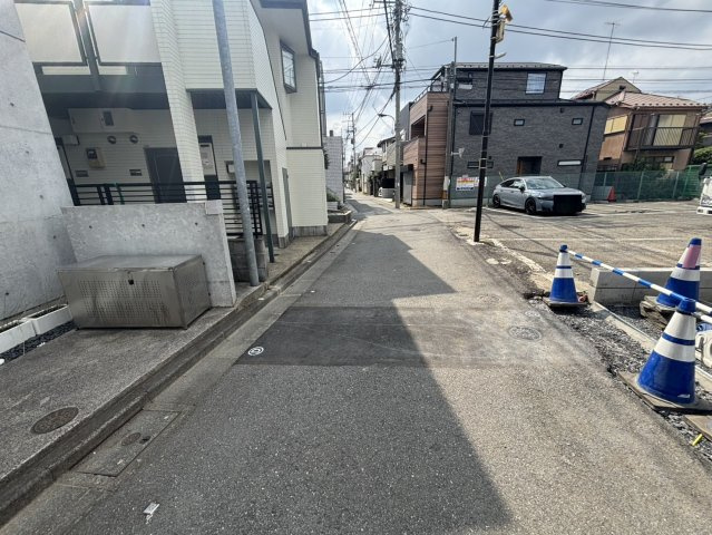 北区上中里１丁目中古戸建の前面道路含む現地写真