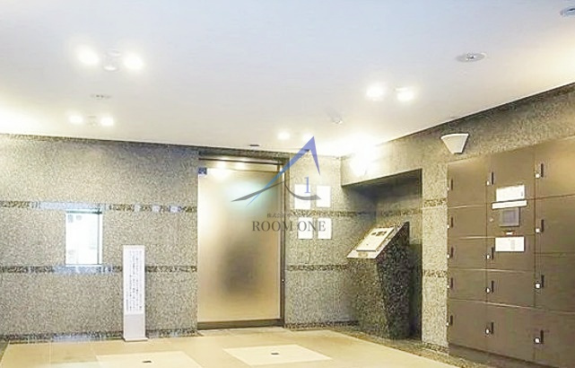 ルーブル早稲田六番館のエントランス|エントランスです。
