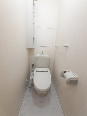 【トイレ】 | カーサ・セレーノＢ | ゆったりとした空間のトイレです