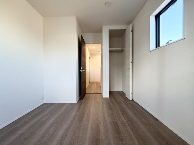 【内装】 | リーブルガーデン倉敷連島町鶴新田第19 (全5棟) | 洋室(5.1帖)