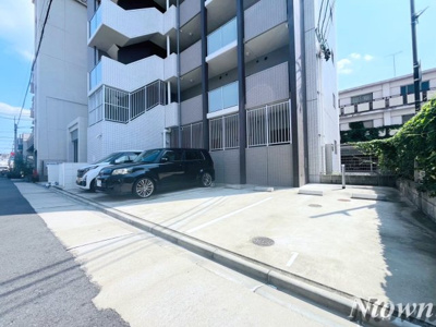 【駐車場】 | Avanti(アバンティ) | 駐車場に車を止められます