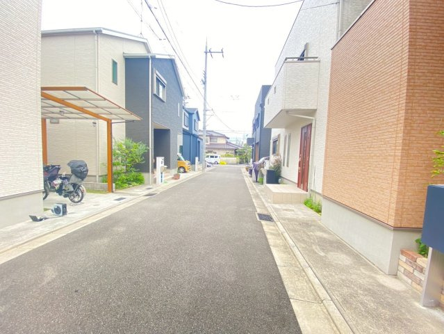 富田町５丁目戸建の周辺