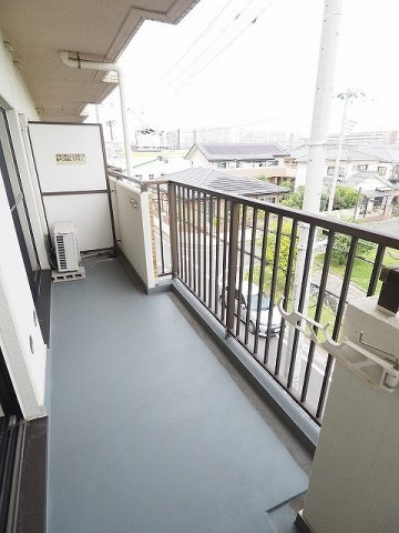 【バルコニー】