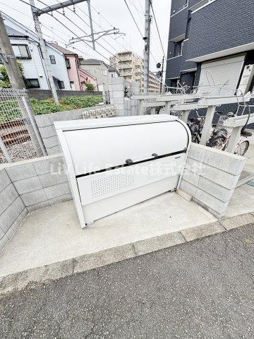 アジュール新秋津