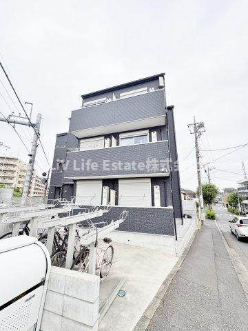 アジュール新秋津