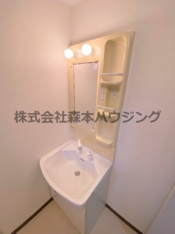 【独立洗面台】 | 　ハピネス39 | 朝の身支度には欠かせない独立洗面化粧台