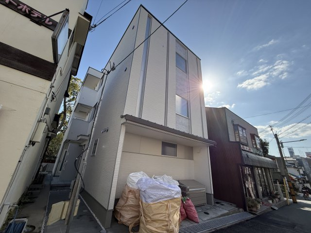 ブランシェ服部の外観