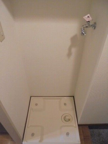 菱和パレス御茶ノ水湯島天神町の設備|洗濯機置場