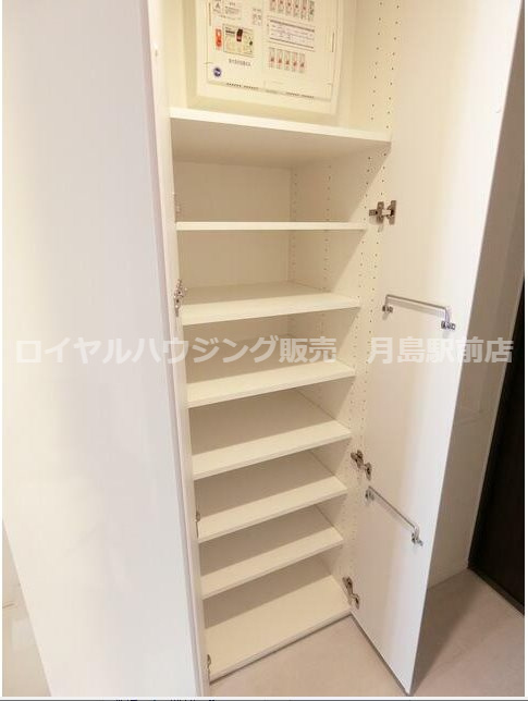 玄関シューズボックス　別部屋参考写真