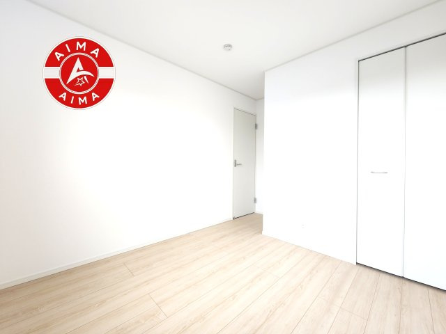 福岡市東区大岳1丁目第22-3棟（3号棟）の子供部屋|穏やかな光が差し込む室内には、穏やかな時間が流れます。