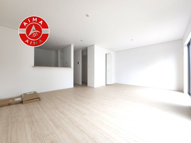 福岡市東区大岳1丁目第22-3棟（3号棟）の居間・リビング|多くの時間を過すことになるリビングだからこそ、いつも穏やかな空間・解放感が味わえ毎日が充実します。