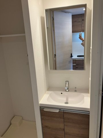 レガリス新宿落合の洗面所