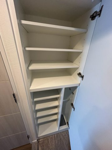 クレヴィスタ綾瀬Ⅲの収納