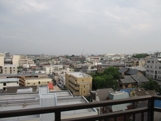 日経エスプラナードの展望