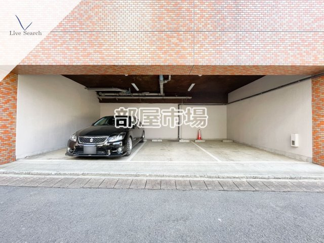 NBMの駐車場