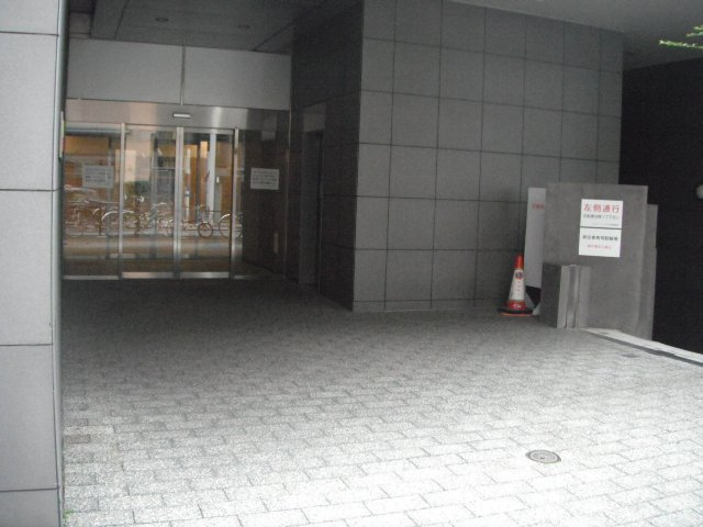 エルアージュ小石川B棟のエントランス