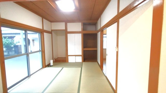 荒尾市一部借家の和室