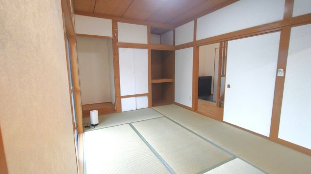 荒尾市一部借家の和室