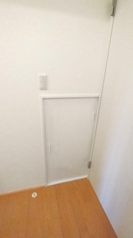 荒尾市一部借家の居間・リビング