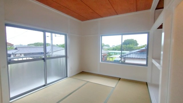 荒尾市一部借家の和室