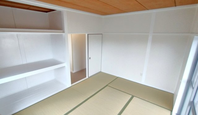 荒尾市一部借家の和室
