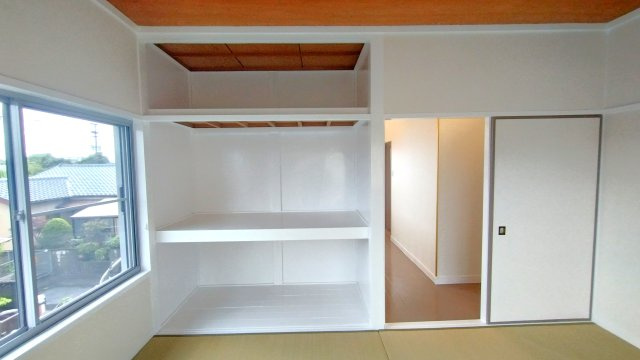 荒尾市一部借家の収納