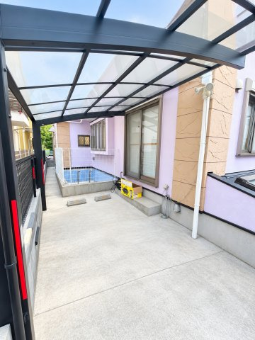 上北沢3丁目戸建の駐車場