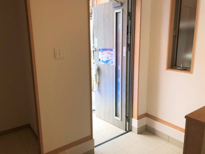 【玄関】 | 【20万円ｷｬｯｼｭﾊﾞｯｸ対象物件】グラファーレ大和高田市市場5期 全6棟 1号棟 | 施工例写真