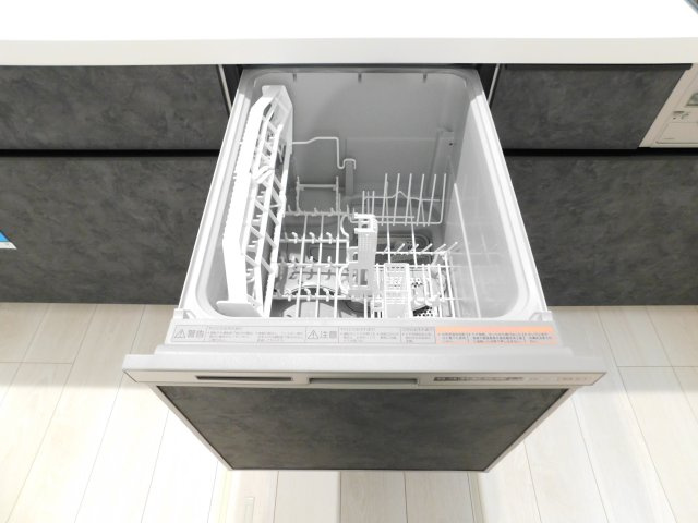 名古屋市熱田区白鳥１丁目の新築一戸建のキッチン|◇食洗機◇　　家事の時短になる便利な食洗機付き♪