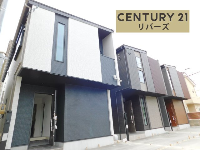 名古屋市熱田区白鳥１丁目の新築一戸建の外観|☆１号棟☆　新価格！いつでも見学できます♪（お問合せ当日、平日、水曜、夜間でもＯＫ）　名城線「熱田神宮西」駅徒歩５分！　駐車２台ＯＫ　カウンター＋収納付ＬＤＫ２３．６帖♪　床暖房や食洗機など設備充実！