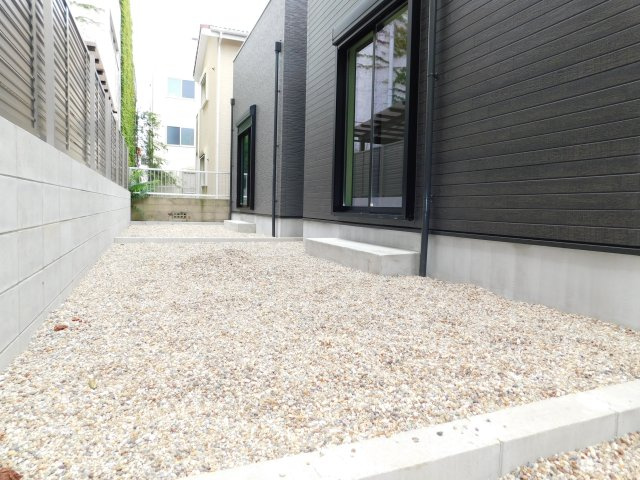名古屋市熱田区白鳥１丁目の新築一戸建の庭|◇庭◇　　南に広めの庭スペース♪