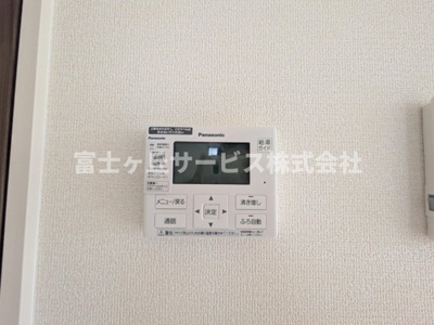 【発電・温水設備】 | 浜松市浜名区尾野 新築一戸建て 1号棟 | 温水設備です
