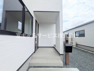 【エントランス】 | 浜松市浜名区尾野 新築一戸建て 1号棟 | エントランスです
