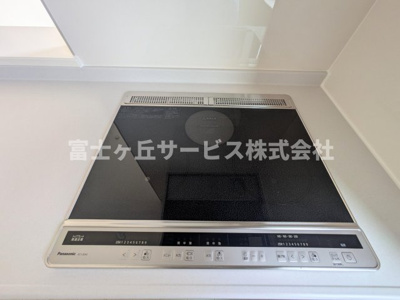 【その他】 | 浜松市浜名区尾野 新築一戸建て 1号棟 | 3口IHコンロがあります