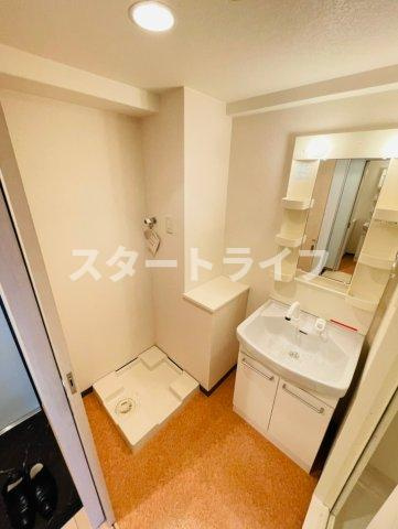 大阪市東淀川区東中島５丁目の賃貸マンションの洗面所