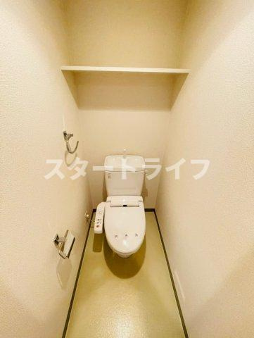 大阪市東淀川区東中島５丁目の賃貸マンションのトイレ