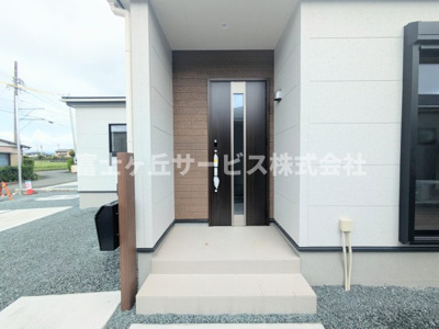 【エントランス】 | 浜松市浜名区尾野 新築一戸建て 2号棟 | エントランスです
