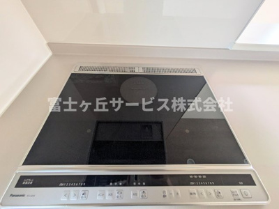 【その他】 | 浜松市浜名区尾野 新築一戸建て 3号棟 | 3口IHコンロがあります