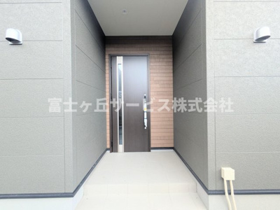 【エントランス】 | 浜松市浜名区尾野 新築一戸建て 3号棟 | エントランスです